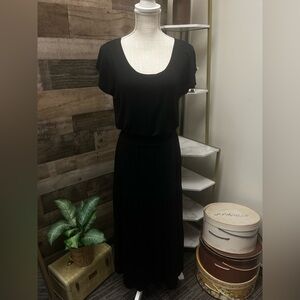 Anthro Bordeaux Black Short Sleeve Maxi Dress